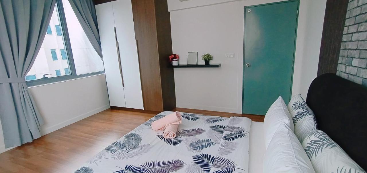 Signature Apartment At Mercu Summer Suites Klcc Kuala Lumpur Exterior foto